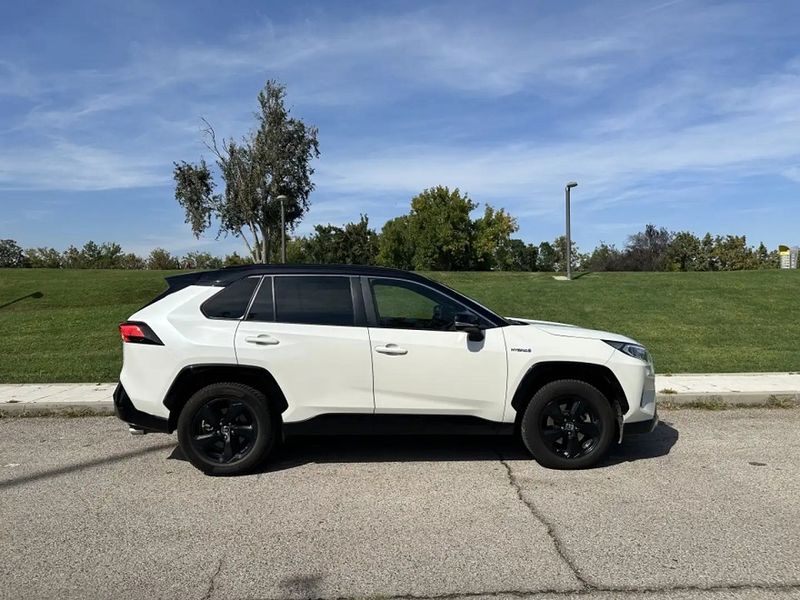 Toyota RAV4 • 2019 • 146,000 km 3