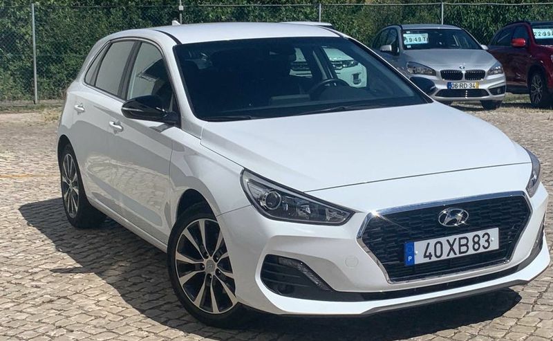 Hyundai Ioniq Hybrid • 2019 • 16,461 km 1