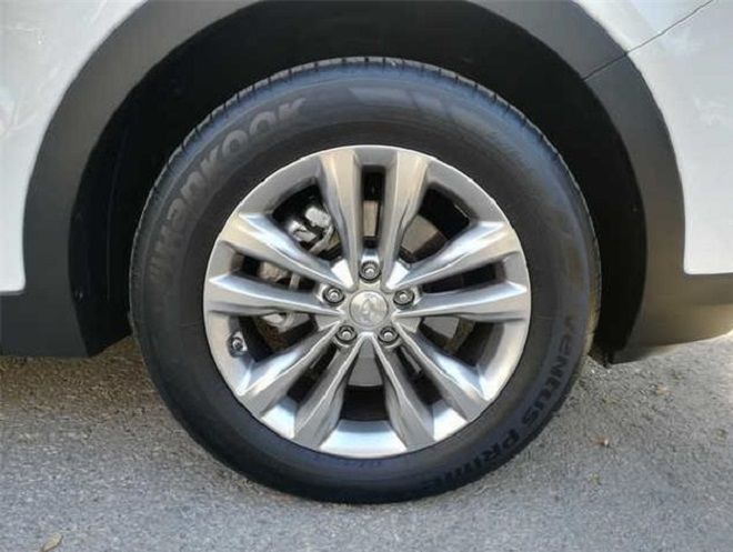 Hyundai Santa Fe • 2017 • 82,500 km 7