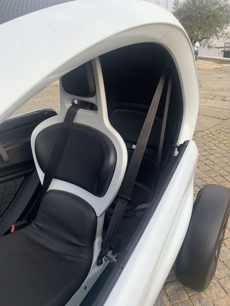 Renault Twingo • 2009 • 26,526 km 2