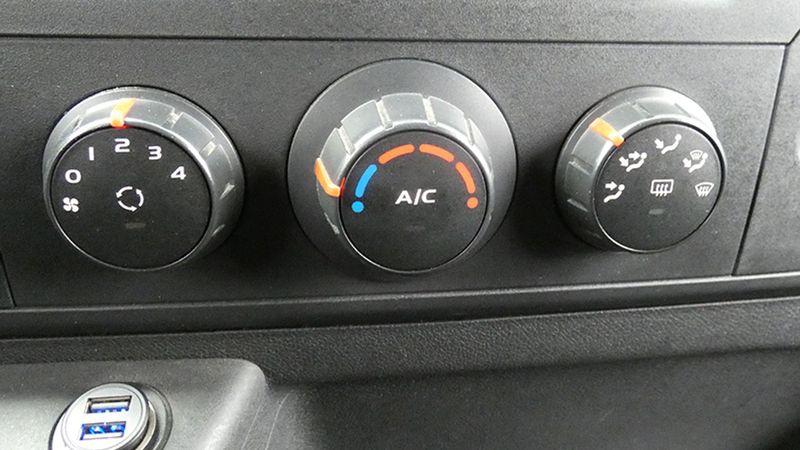 Nissan NV400 • 2018 • 28,450 km 7