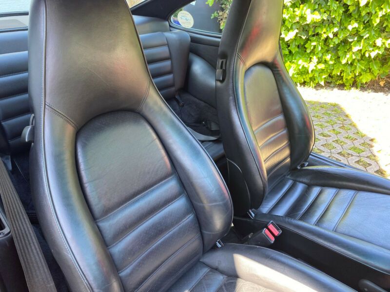 Porsche Carrera GT • 1988 • 150,000 km 9