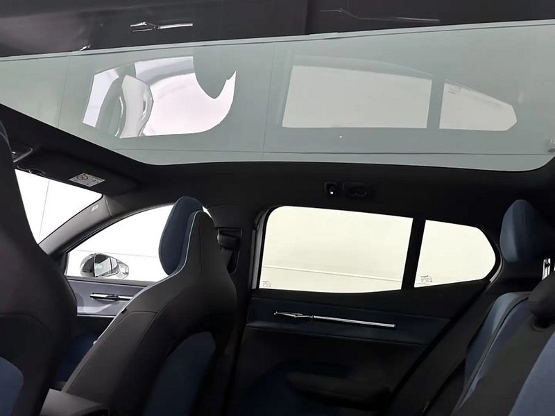 Volvo XC • 2024 • 21,000 km 14