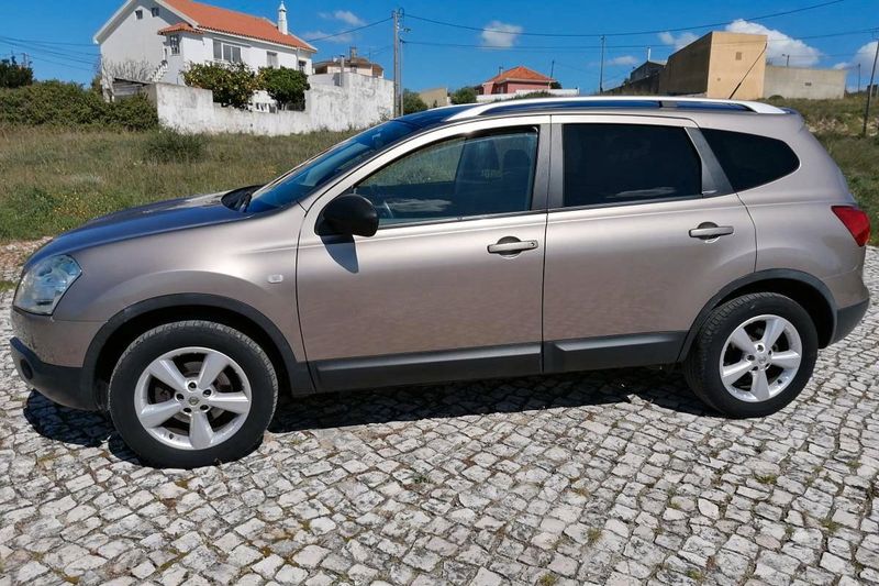 Nissan Qashqai +2 • 2009 • 170,000 km 3