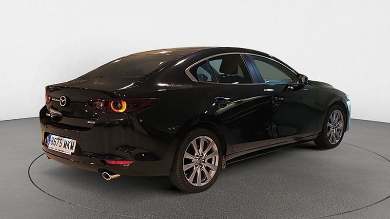 Mazda 3 • 2023 • 4,500 km 5