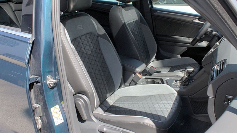 Volkswagen Tiguan • 2021 • 35,400 km 10