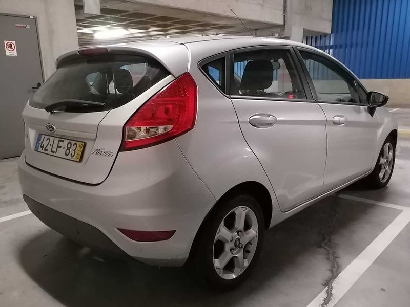 Ford Fiesta • 2010 • 98,000 km 6