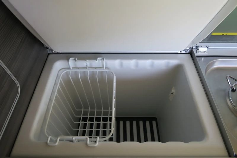 Volkswagen California • 2018 • 45,000 km 8