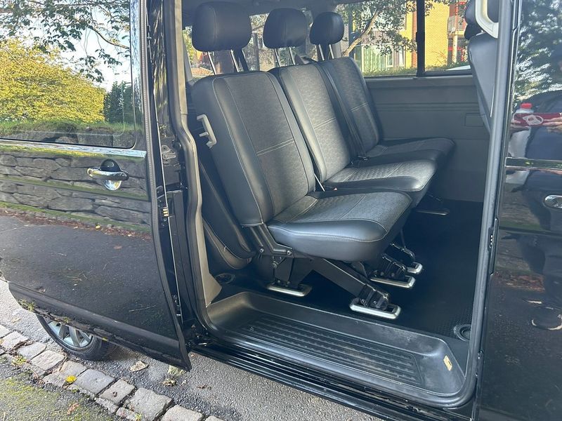 Volkswagen Caravelle • 2009 • 182,000 km 8