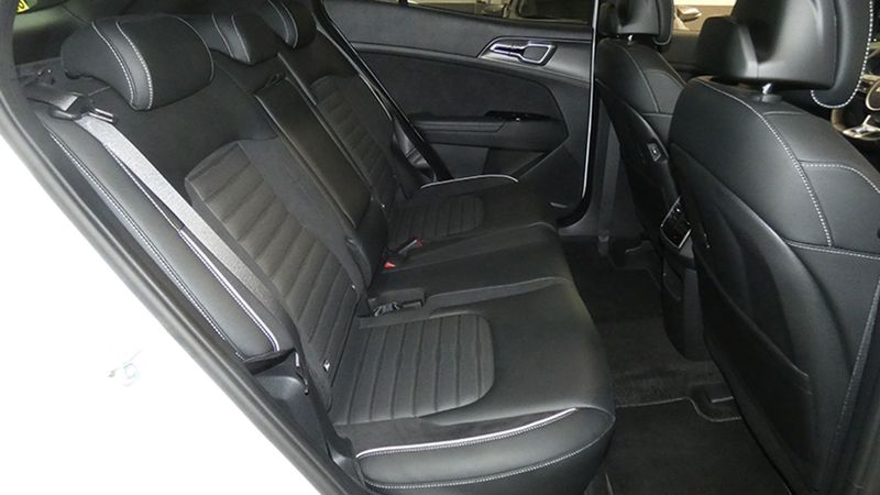 Kia Sportage • 2023 • 26,849 km 6