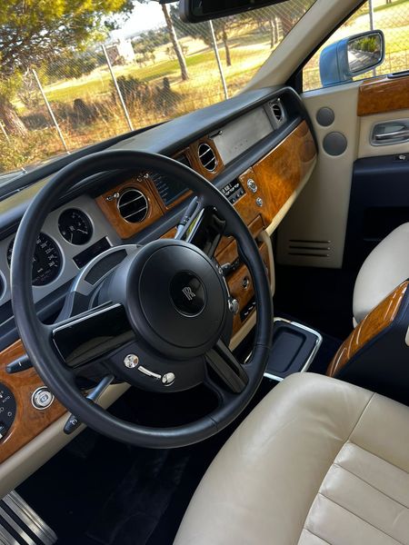 Rolls-Royce Phantom • 2004 • 51,671 km 11