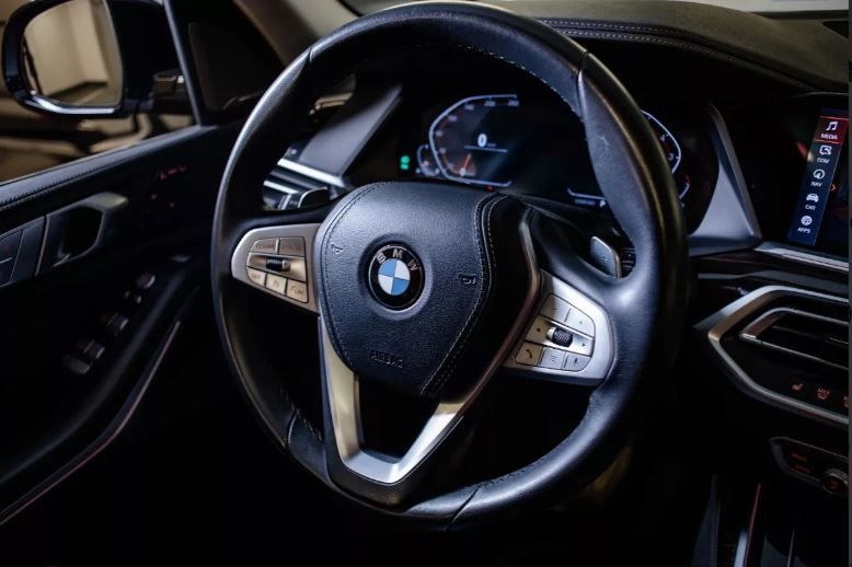 BMW X7 • 2021 • 60,000 km 9