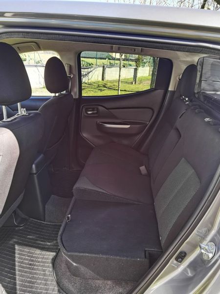 Mitsubishi L200 • 2016 • 57,000 km 6