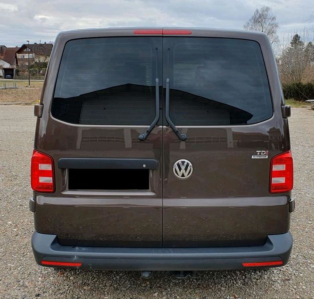 Volkswagen California • 2016 • 120,000 km 4