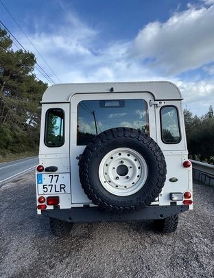 Land Rover Defender • 1998 • 72,000 km 4
