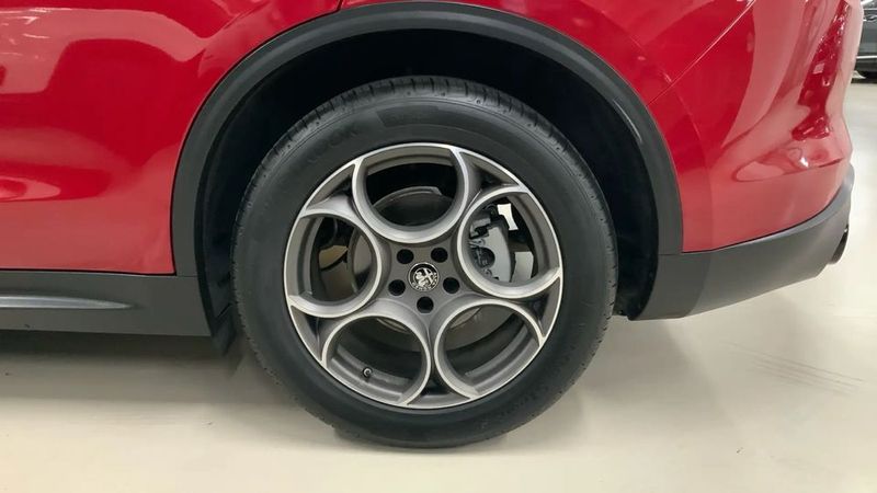 Alfa Romeo Stelvio • 2022 • 63,414 km 22