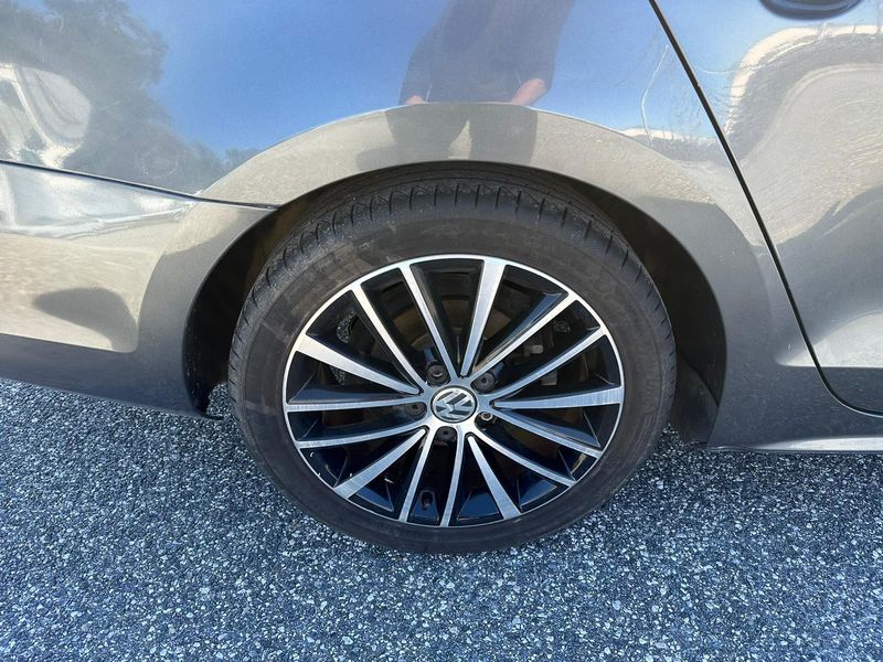 Volkswagen Jetta • 2016 • 106,000 mi 11