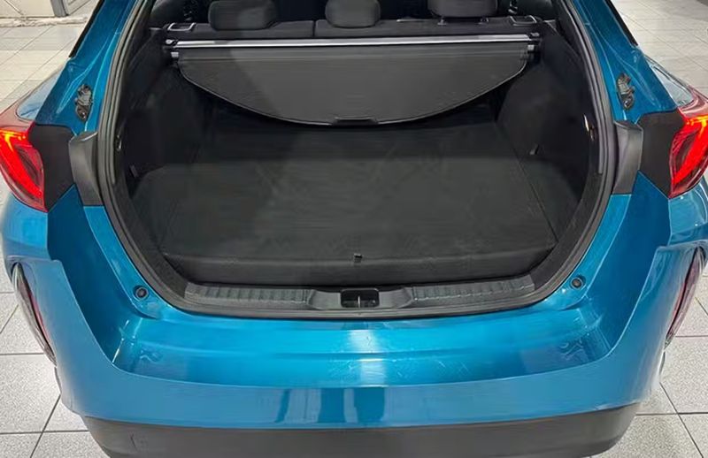 Toyota Prius Plug-in • 2021 • 72,559 km 9