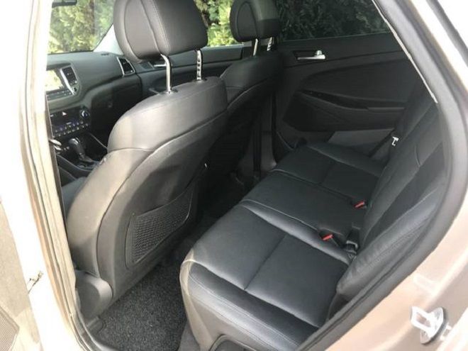 Hyundai Tucson • 2017 • 133,600 km 12
