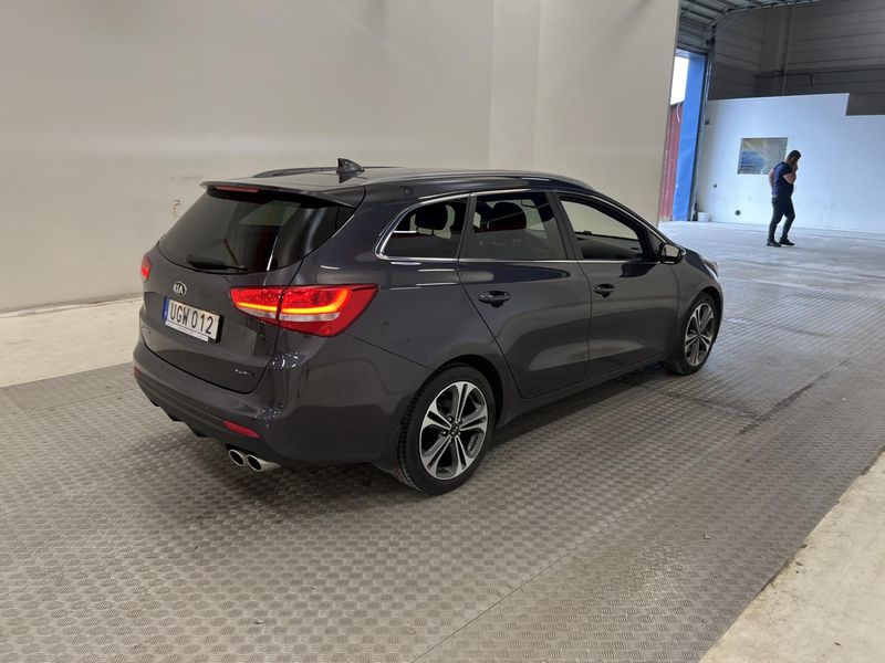 Kia Cee`d • 2017 • 92,000 km 1