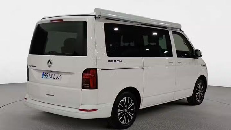 Volkswagen California • 2020 • 44,730 km 9