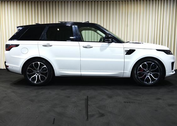 Land Rover Range Rover Sport • 2019 • 67,300 km 1