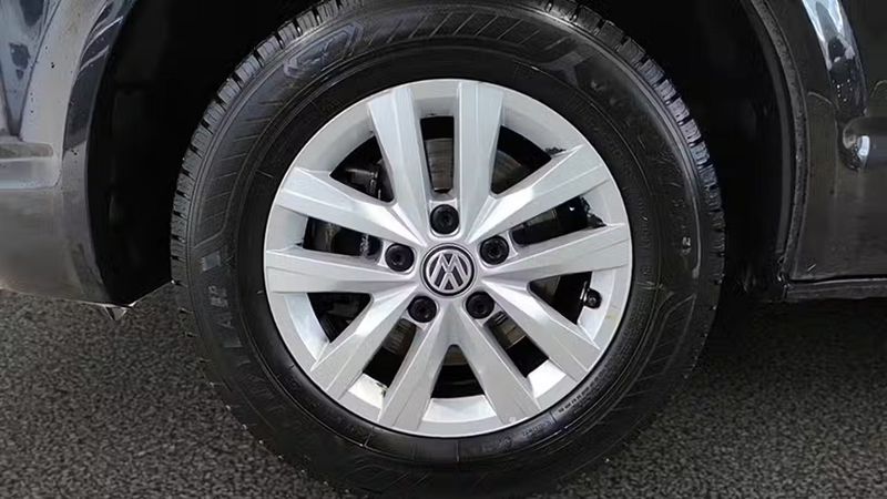 Volkswagen Multivan • 2019 • 121,103 km 13