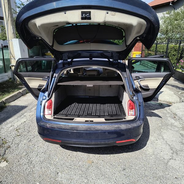 Opel Insignia • 2011 • 162,000 km 15