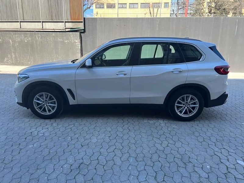 BMW X5 • 2019 • 68,000 km 10