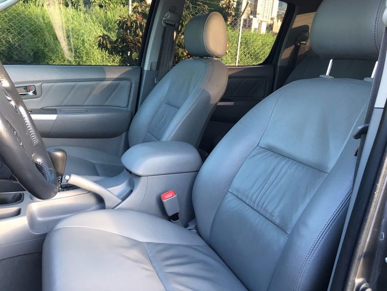 Toyota Hilux • 2011 • 135,000 km 7