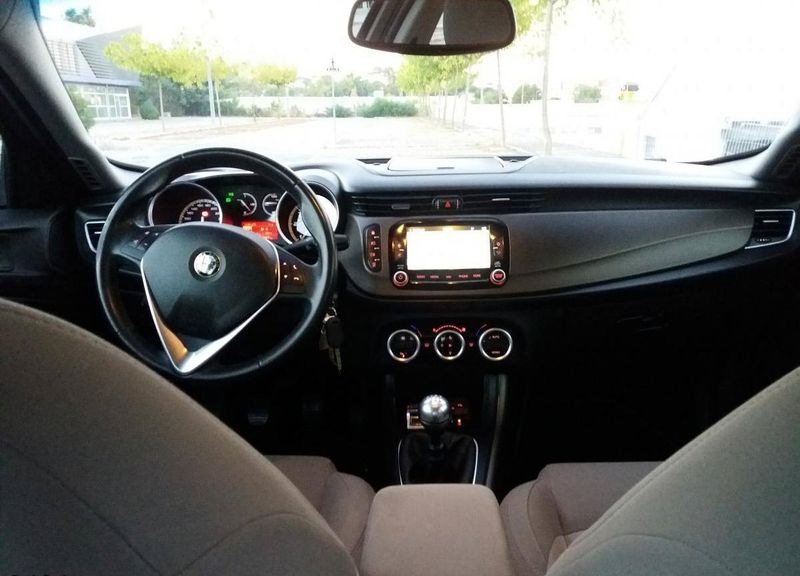 Alfa Romeo Giulietta • 2015 • 149,999 km 5