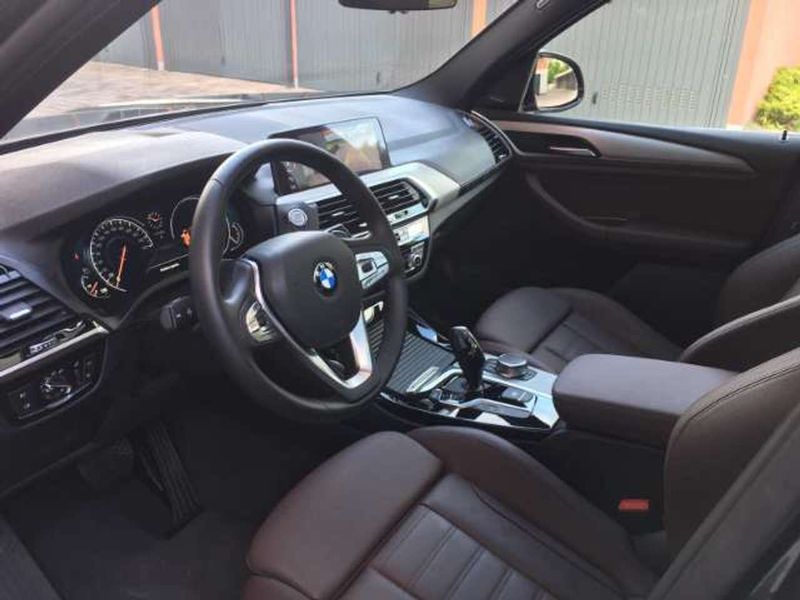 BMW X3 • 2018 • 155,000 km 6