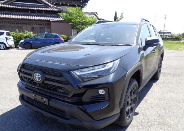 Toyota RAV4 • 2024 • 12,345 km 1