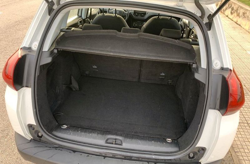 Peugeot 2008 • 2016 • 150,000 km 4