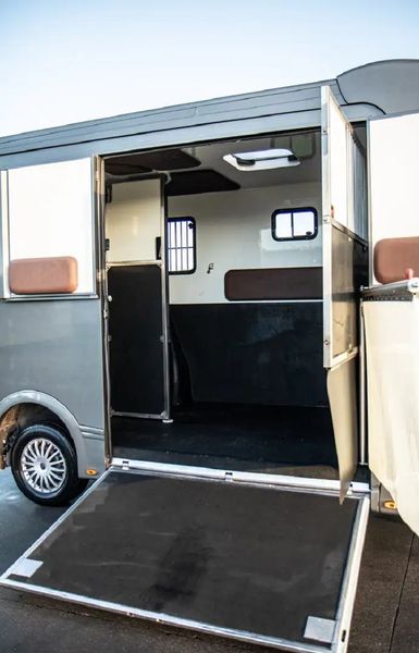 Renault Master • 2019 • 63,200 km 11