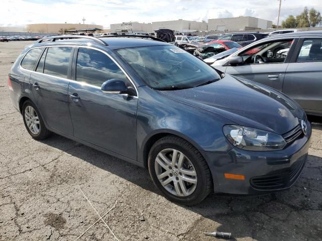 Volkswagen Jetta SportWagen • 2010 • 10,000 mi 1