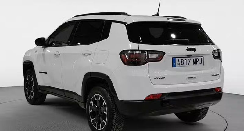 Jeep Compass • 2024 • 34,000 km 3