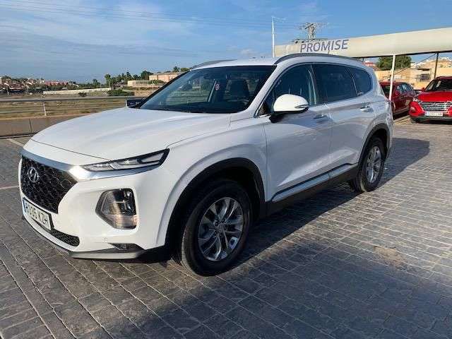Hyundai Santa Fe • 2019 • 49,411 km 1