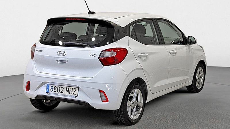 Hyundai i10 • 2023 • 25,432 km 5