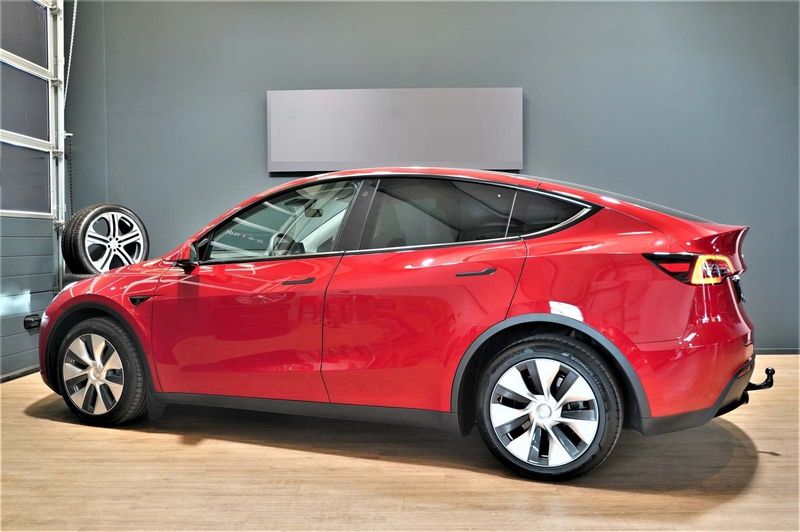 Tesla Model Y • 2022 • 22,555 km 2