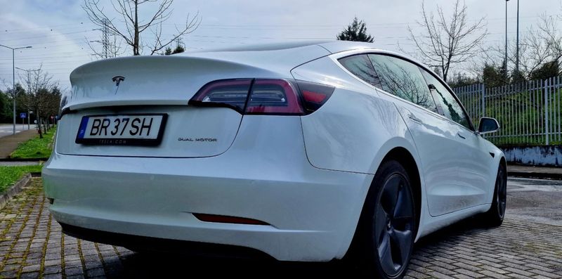 Tesla Model 3 • 2019 • 160,000 km 4