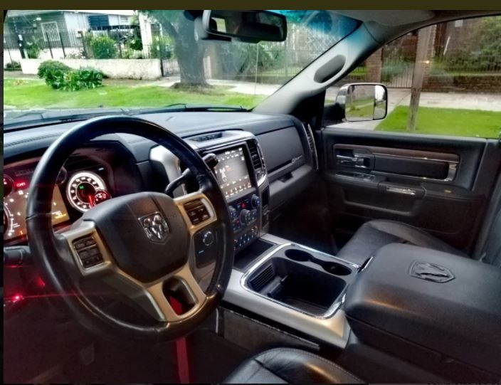 Dodge RAM • 2018 • 80,000 km 10