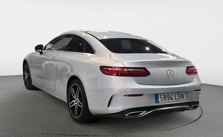 Mercedes-Benz E-Class • 2020 • 54,000 km 9