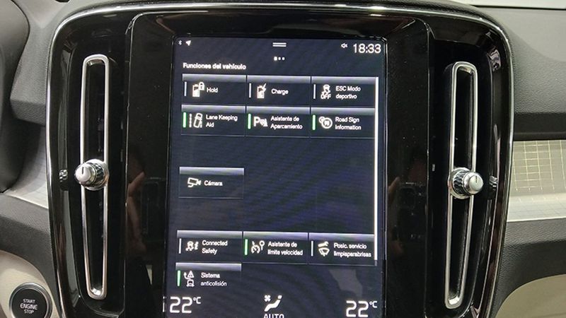 Volvo XC40 • 2022 • 41,043 km 25