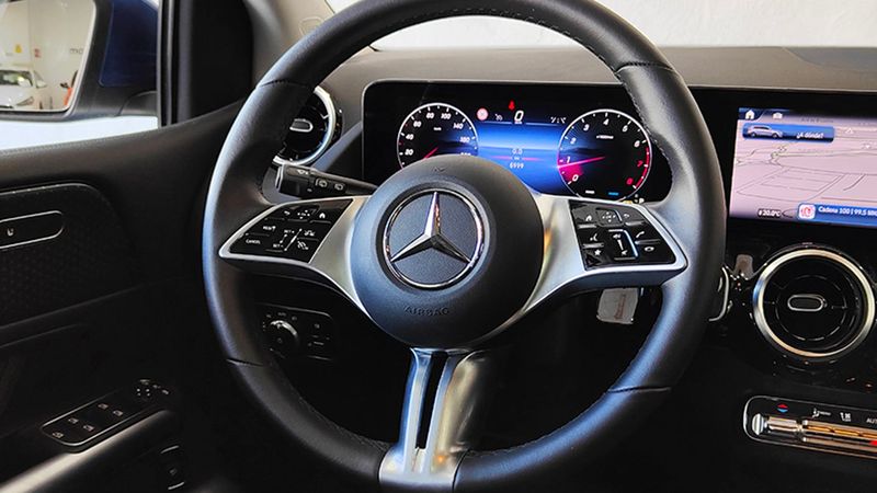 Mercedes-Benz Class B • 2023 • 6,999 km 28