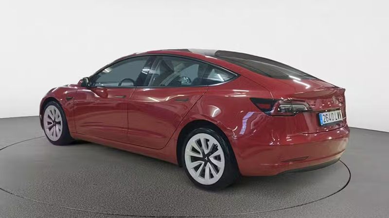 Tesla Model 3 • 2022 • 61,628 km 3