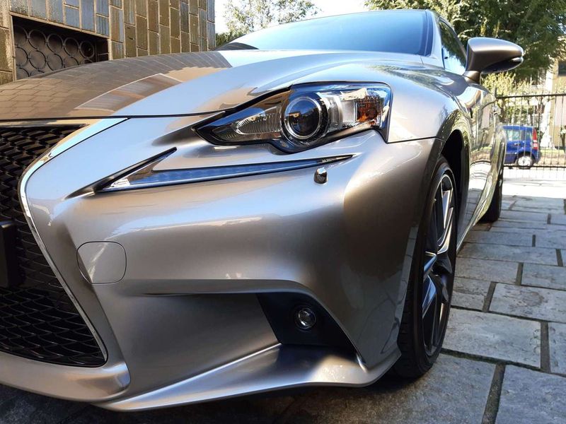 Lexus IS • 2014 • 162,000 km 4