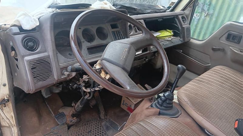 Toyota Dyna • 1997 • 178,000 km 3