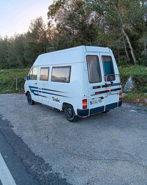 Renault Megane II • 1986 • 200,000 km 3