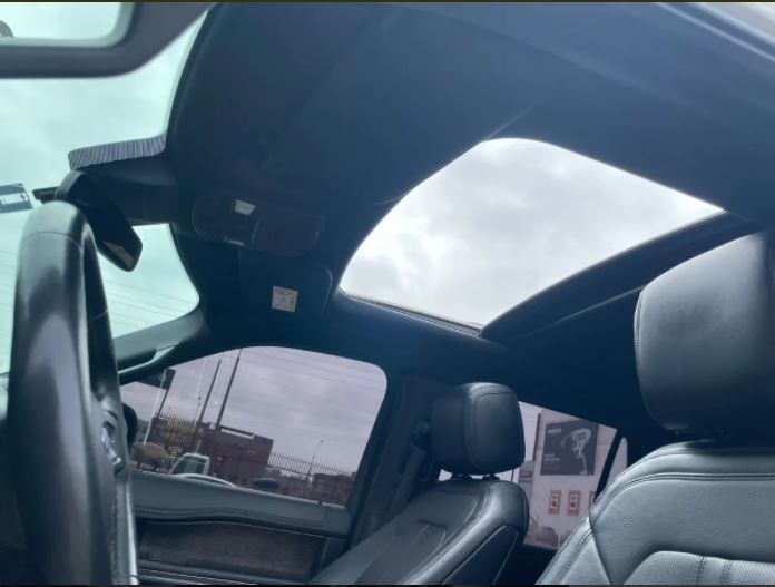 Ford Expedition • 2019 • 86,000 km 4